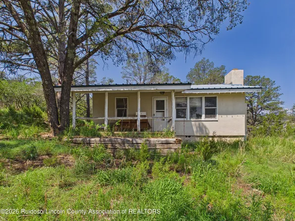 208 Spring Rd, Ruidoso Downs, NM 88346