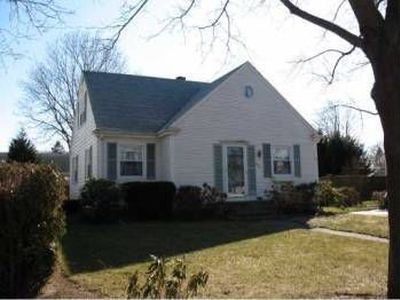 106 Fales Rd, Bristol, RI, 02809