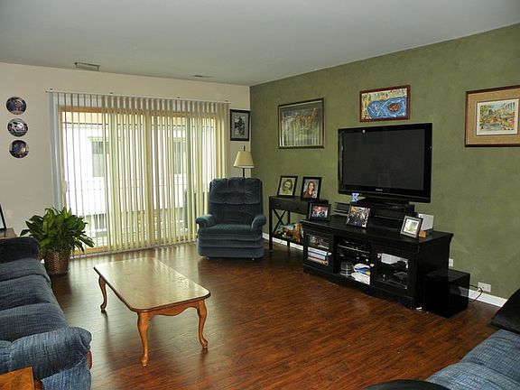 3rd image of 4710 W Euclid Ave #2C
