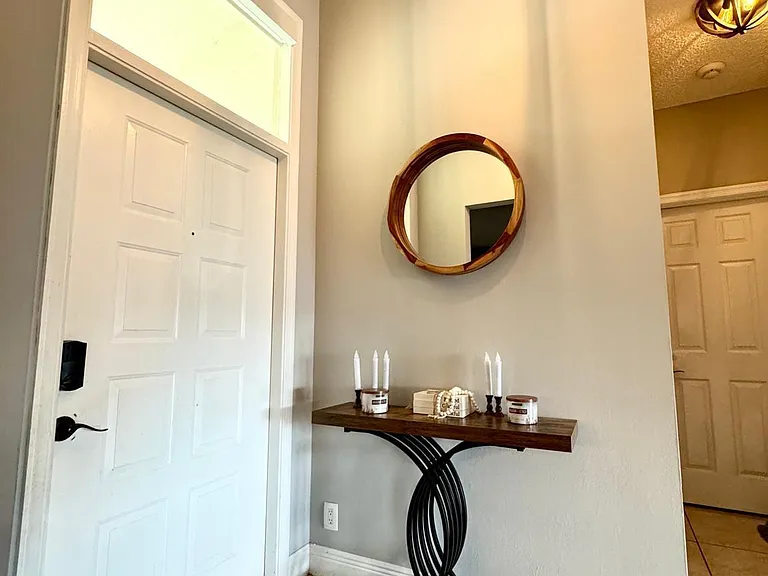 209 Cypress Point Dr — Photo 3