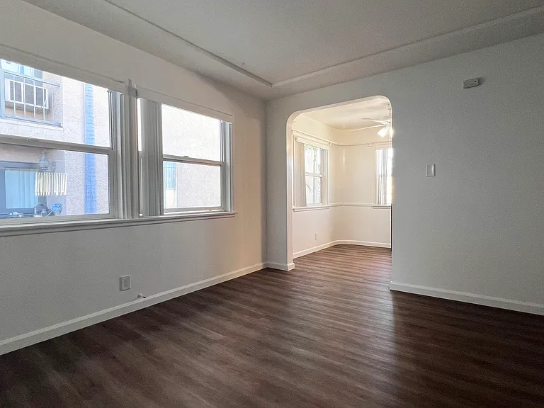3317 Castle Heights Ave #8 — Photo 2