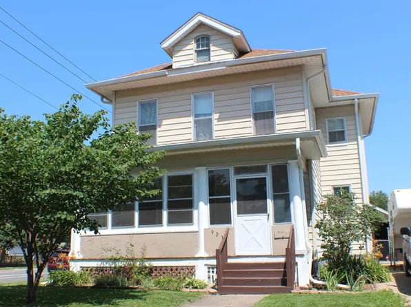 901 19th St, Rock Island, IL 61201