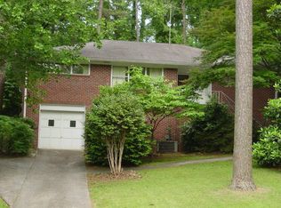 2124 Woodland Dr, Hapeville, GA 30354