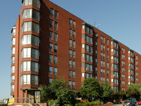 2nd image of 200 K St NW #B