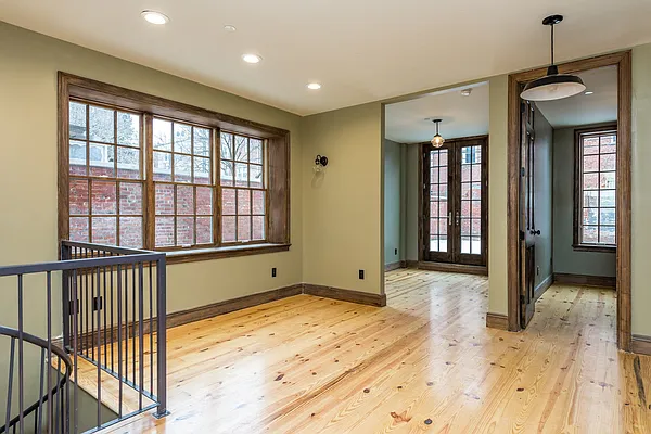 Rented by Nooklyn NYC LLC | media 35