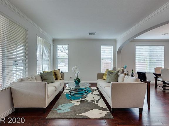 4th image of 8448 Cambrils Ave