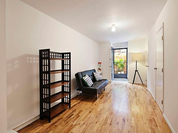 4th image of 23 E 10th St APT 110