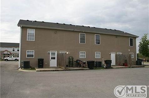 2nd image of 1329-1335 Benley St