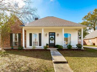 17836 Jefferson Ridge Dr, Baton Rouge, LA 70817