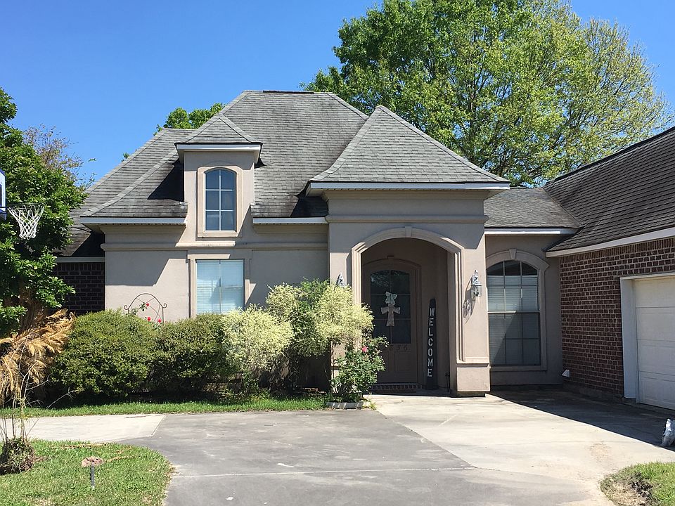 1st image of 32856 Fox Run Dr