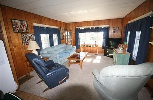 3rd image of 12 Michael Ln Unit 12