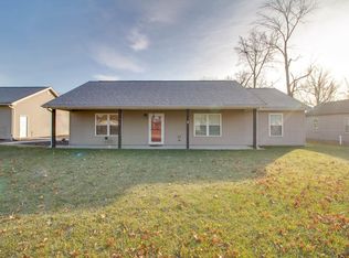 442 Sinclair Ave, South Roxana, IL 62087