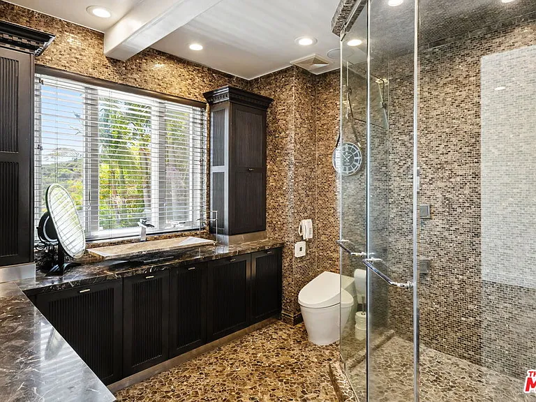 12608 Promontory Rd — Photo 46