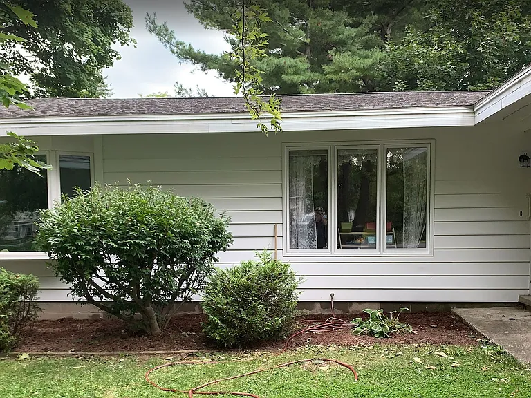 39 Baylis St — Photo 2
