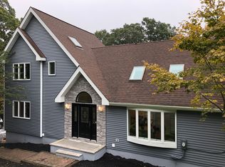 38 Post Brook Rd S, West Milford, NJ 07480