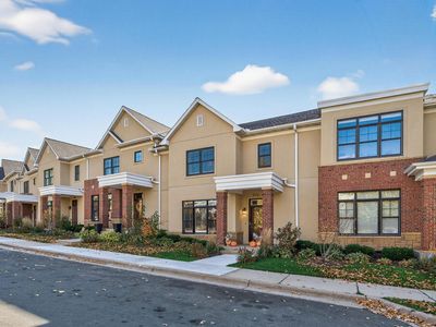 712 Linden St, Mendota Heights, MN, 55118