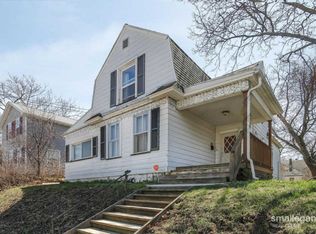 556 Lydia St NE, Grand Rapids, MI 49503