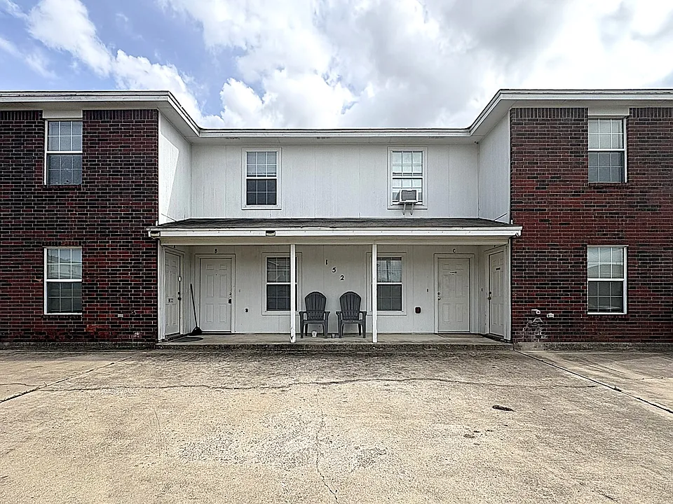 152 Ryan Cir #B