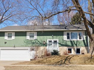 1013 Northern Heights Dr NE, Rochester, MN 55906