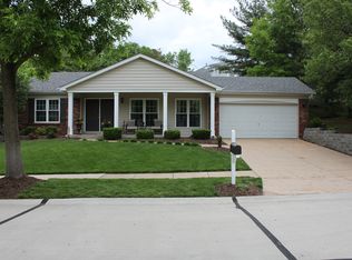 16529 Forest Pine Dr, Ballwin, MO