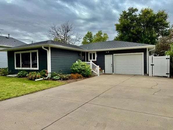 423 N Tower Ave, Minden, NE 68959