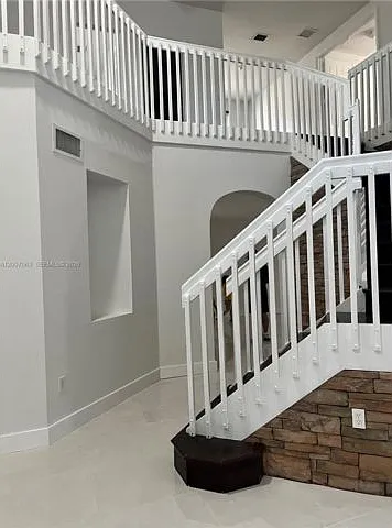 16475 SW 84th Ln — Photo 2