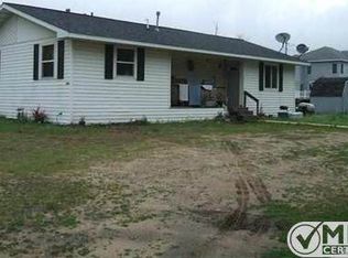 1919 S Lincoln Rd, Escanaba, MI 49829