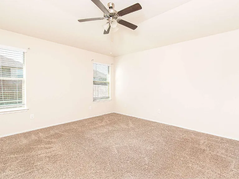 2319 Pintail Loop — Photo 17