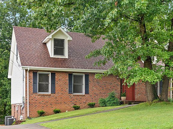 4th image of 1251 Cottonwood Dr