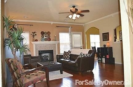 3rd image of 1914 SW Aspen St