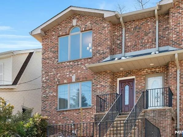 573 Kearney Ave #C0573, Cliffside Park, NJ 07010