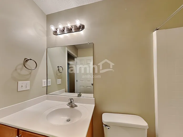 110 Tyron Rd — Photo 13