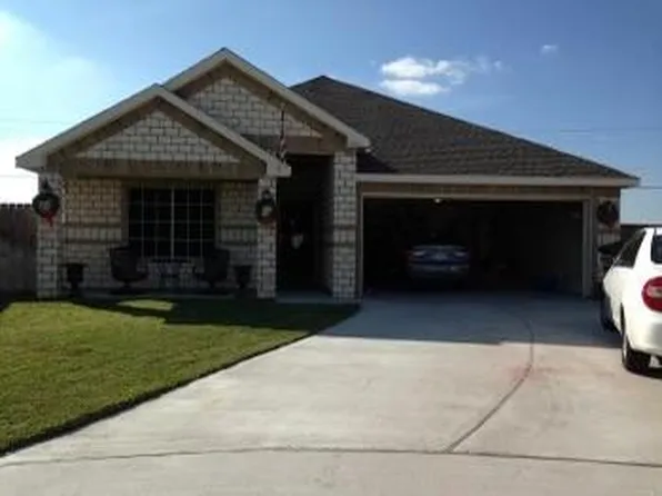 1600 Brook Ln, Kingsville, TX 78363