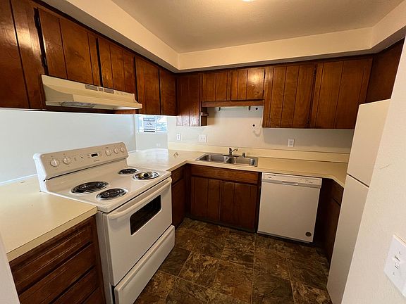 2nd image of 7300 NE 16th Ave #102