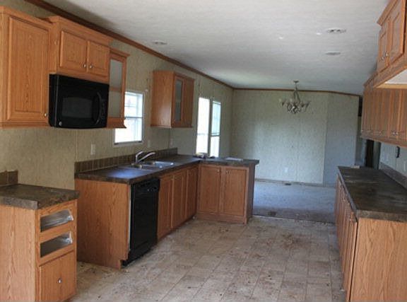 5th image of 526 Plantation Cir