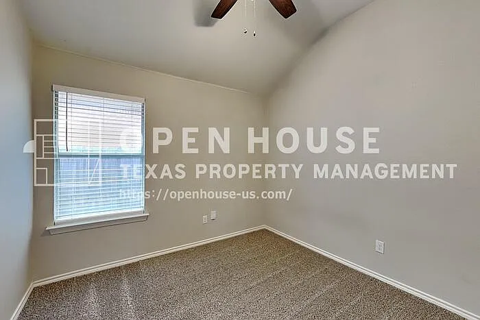 8705 Sunset Trace Dr — Photo 13
