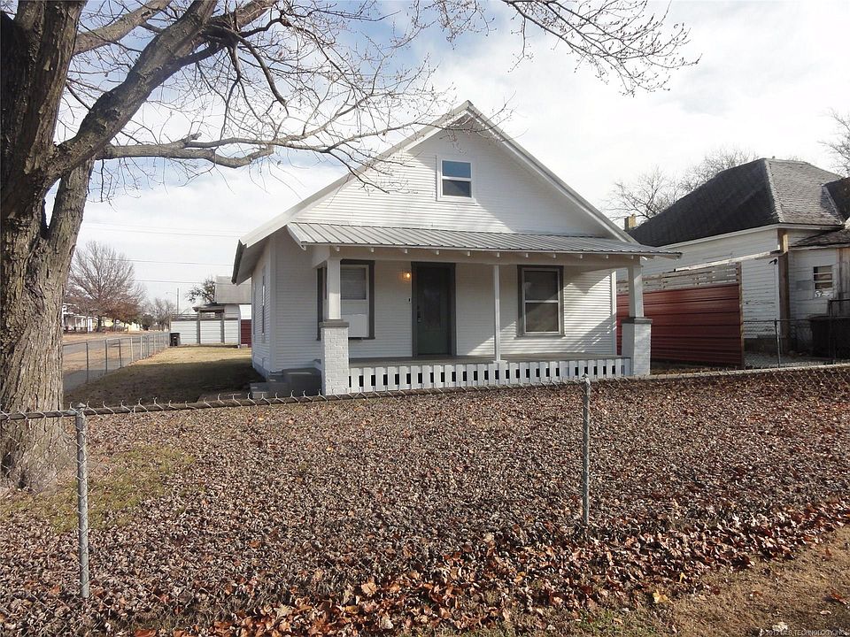 1st image of 1100 S Armstrong Ave