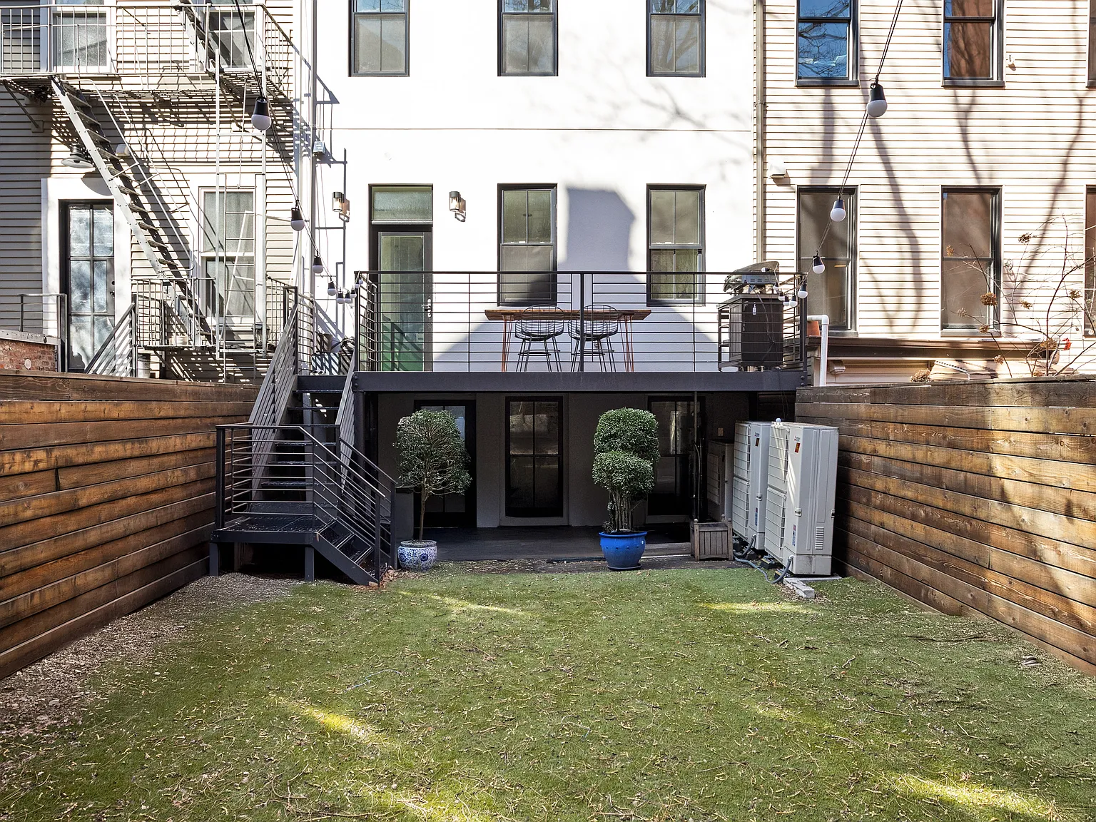 146 1/2 Java Street — Photo 4