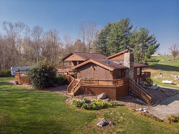 2nd image of 22266 Country Lake Dr