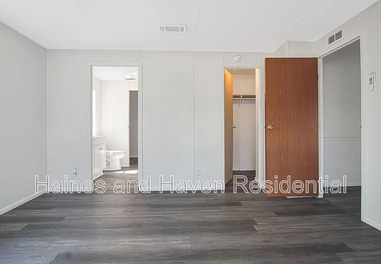 322 Clearwater Lake Dr — Photo 14