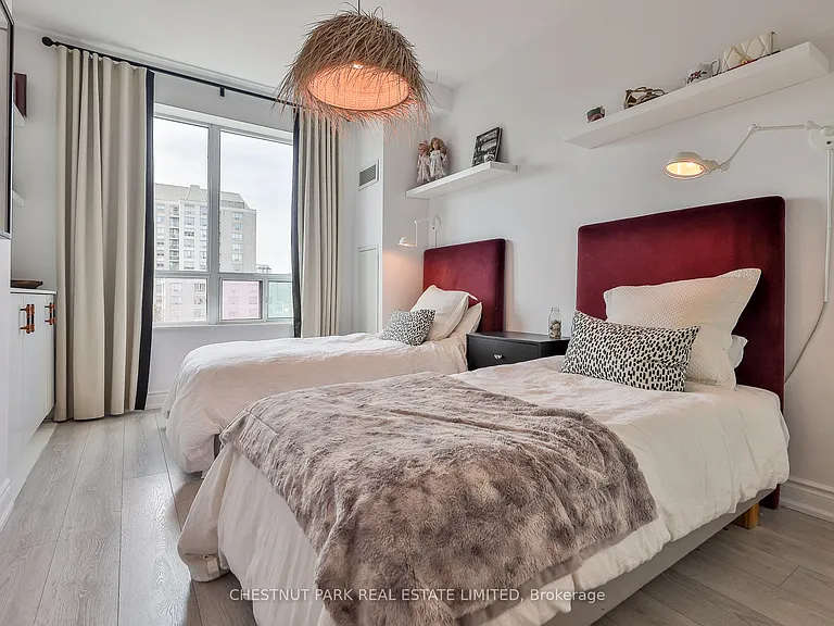 319 Merton St #514 — Photo 23