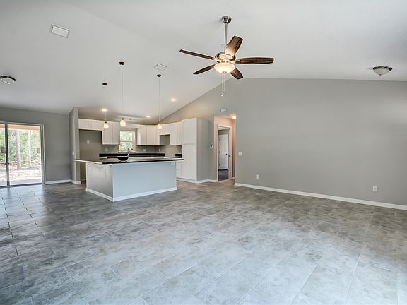 5th image of 2825 W Covington Dr