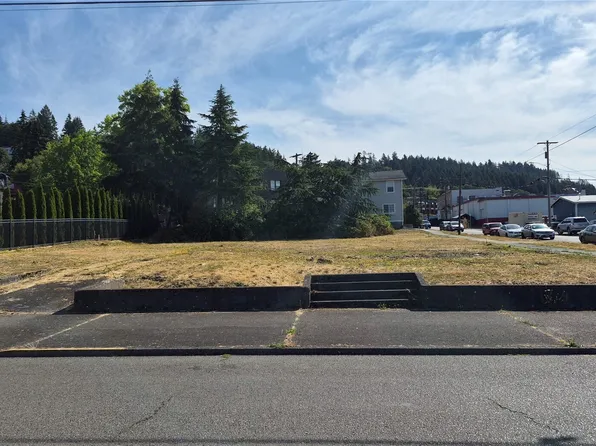 124 NW Cascade Avenue, Chehalis, WA 98532