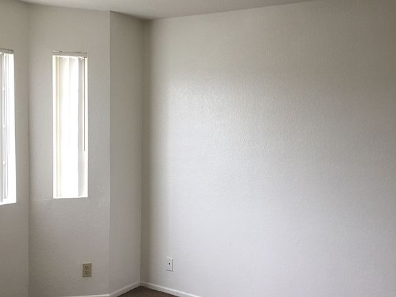 3rd image of 14323 Cerise Ave APT 21