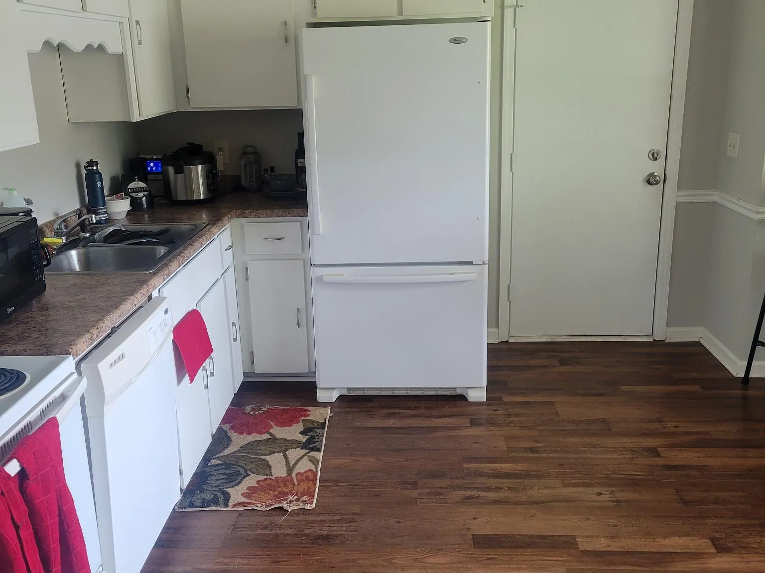742 Timber Ridge Trl — Photo 2