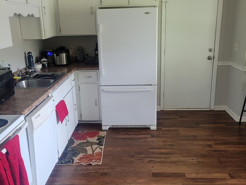 2nd image of 742 Timber Ridge Trl