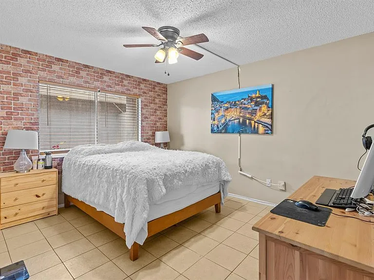 12102 Walden Woods Dr — Photo 11
