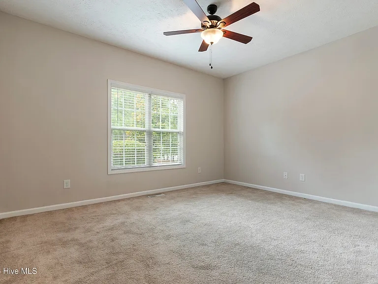 1350 Monticello Dr — Photo 16