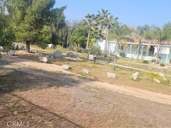 24020 Longview Ln, Sun City, CA 92585