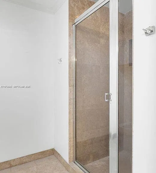 4775 Collins Ave #1006 — Photo 7